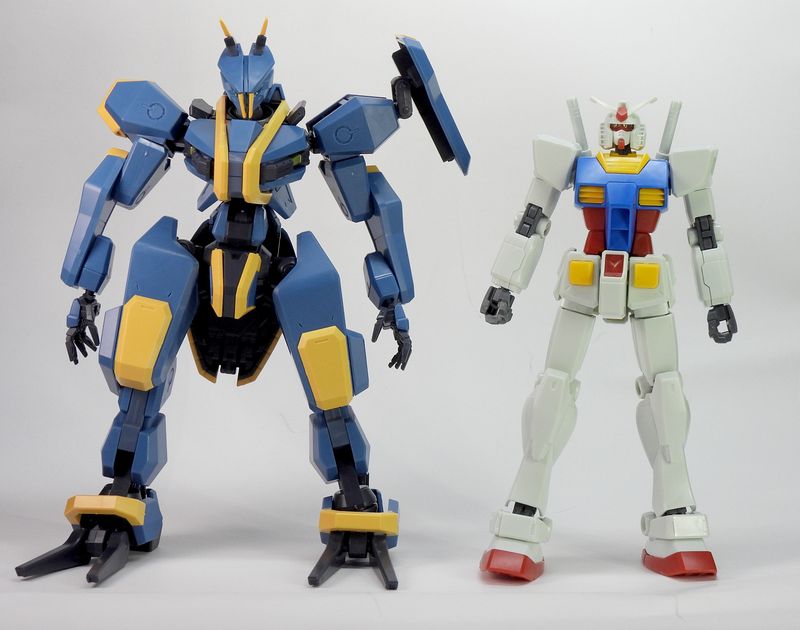 境界戦機メイレスジョウガン素組み13
ガンプラと比較